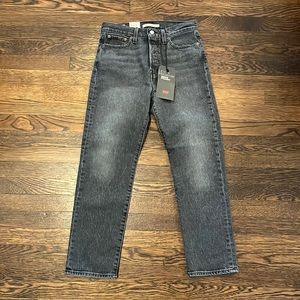 Levi’s Wedgie Straight fit jeans in faded black. 26x26. NWT